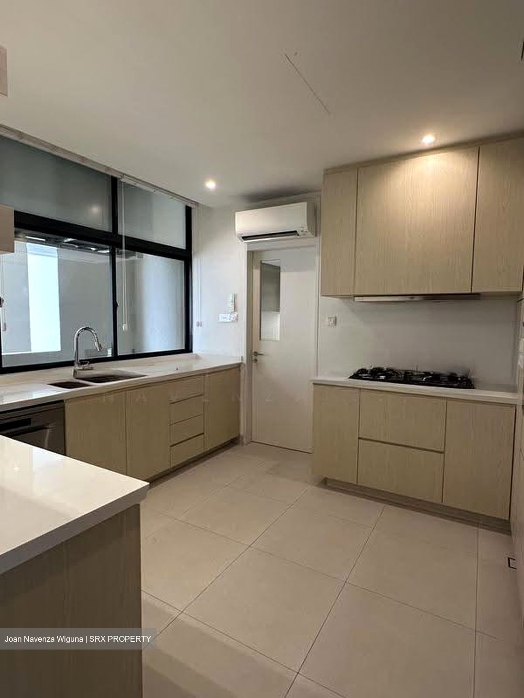 The Colonnade (D10), Condominium #630755721